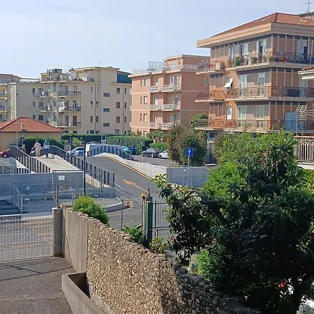 Casa Dionisia Apartment *
